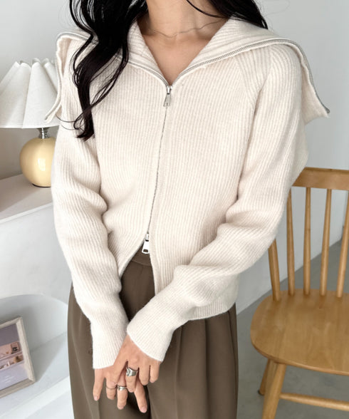 セーラーカラーダブルジップニットトップス | CL2256030 | アイボリー