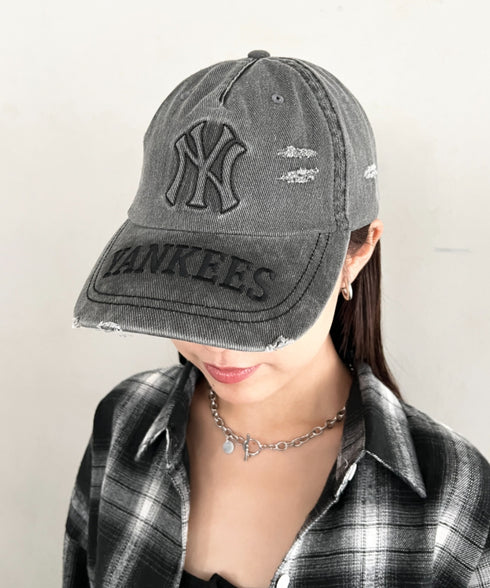 MLB KOREA(エムエルビーコリア)/ヴィンテージ ダメージ エンボス加工 ベースボール キャップ 帽子/Vintage Embossed Damage Unstruck Ball Cap | AT5253065 | ブラック