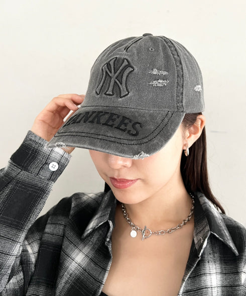 MLB KOREA(エムエルビーコリア)/ヴィンテージ ダメージ エンボス加工 ベースボール キャップ 帽子/Vintage Embossed Damage Unstruck Ball Cap | AT5253065 | ブラック