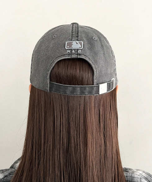 MLB KOREA(エムエルビーコリア)/ヴィンテージ ダメージ エンボス加工 ベースボール キャップ 帽子/Vintage Embossed Damage Unstruck Ball Cap | AT5253065 | ブラック