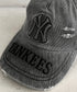 MLB KOREA(エムエルビーコリア)/ヴィンテージ ダメージ エンボス加工 ベースボール キャップ 帽子/Vintage Embossed Damage Unstruck Ball Cap | AT5253065 | ブラック
