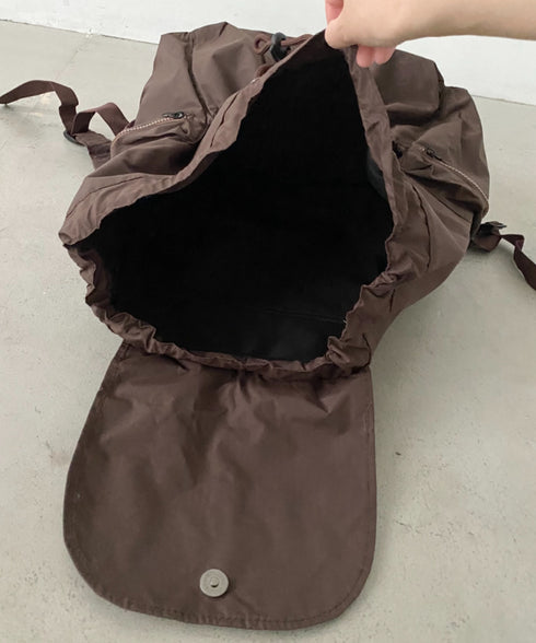 【大容量】ドロストナイロンバックパック/リュック | CL1256033 | ブラウン