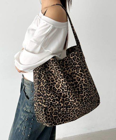 【A4サイズ対応】レオパード柄ワンハンドルショルダーバッグ | BA1256033 | ベージュ