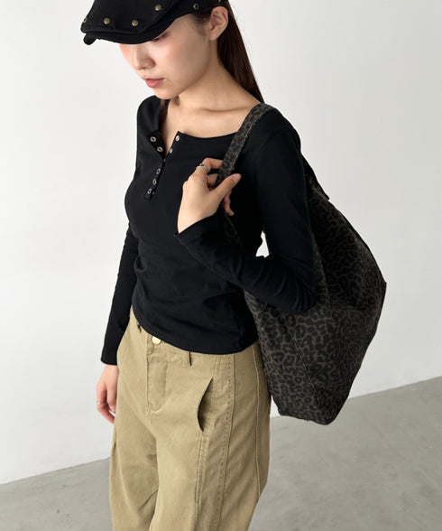 【A4サイズ対応】レオパード柄ワンハンドルショルダーバッグ | BA1256033 | ブラウン