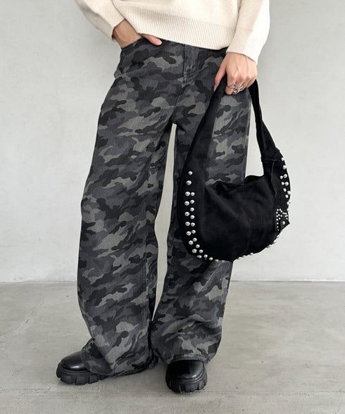 ハートスタッズスエードショルダーバッグ | BA1256035 | ブラック