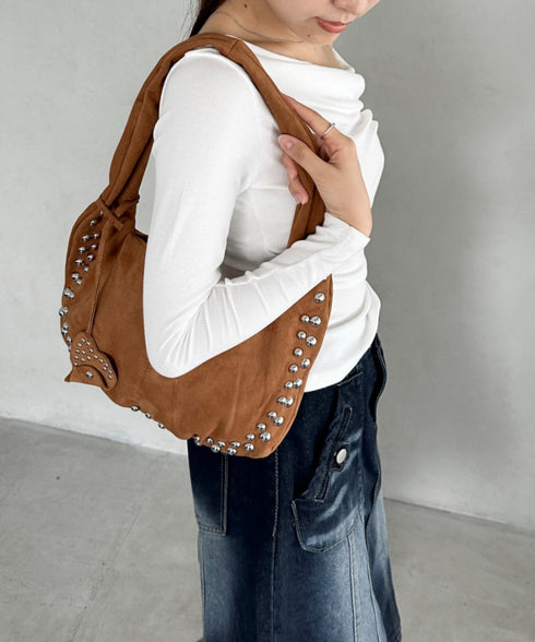 ハートスタッズスエードショルダーバッグ | BA1256035 | キャメル