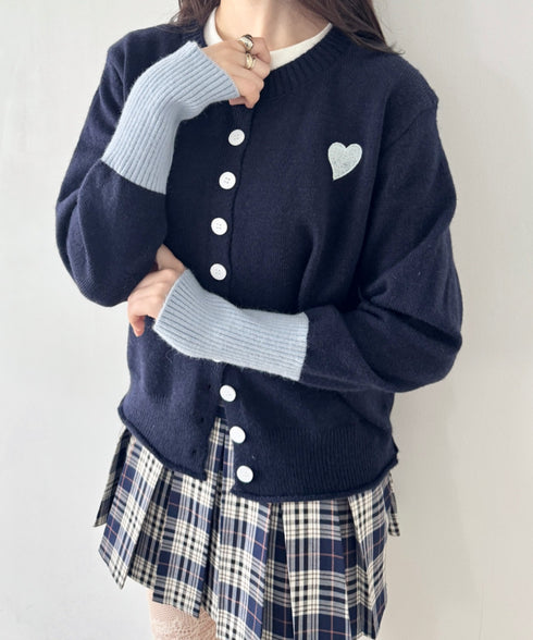 袖配色ワンポイントハートニットカーディガン | SL2256101 | ネイビー