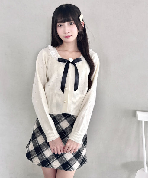 ローズリボンアイレットニットカーディガン | LO2256055 | アイボリー