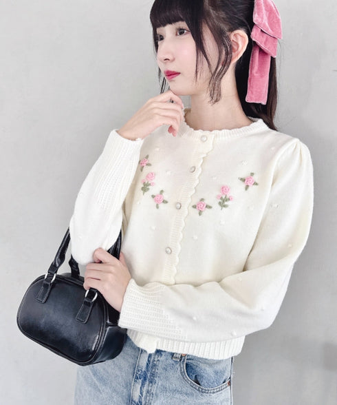 ローズ刺繍ニットカーディガン | LO2256058 | アイボリー