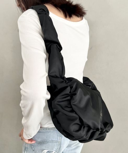 THE NORTH FACE(ザ・ノースフェイス)/A4対応 軽量 大容量 ショルダー 肩掛けバッグ シャーリング ホーボーバッグ/BONNEY HOBO BAG L | IM1253075 | ブラック