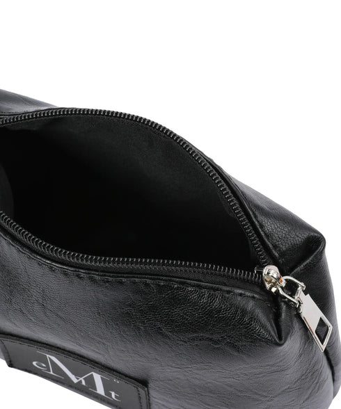 MUCENT(ムセント)/A4サイズ対応 軽量 ショルダーバッグ ポーチ付き/ECLAT METAL LOGO CROSS BAG | AT1253082 | ブラック