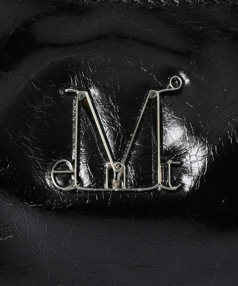 MUCENT(ムセント)/2WAY ショルダー クロスバッグ/BARB METAL LOGO 2-WAY EYELET CROSS BAG | AT1253083 | ブラック