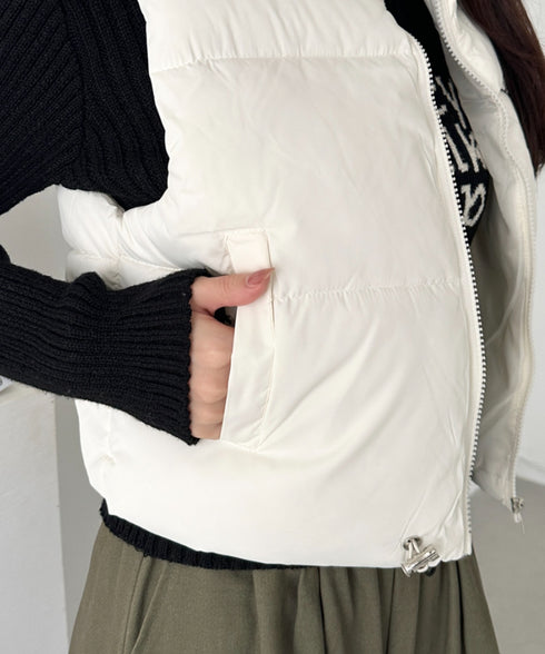 スタンドカラーコンパクトショート丈中綿ベスト | CL2256055 | アイボリー