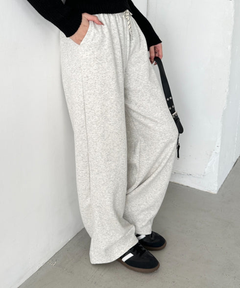 ワイドストレートスウェットパンツ | CL2256068 | オートミール