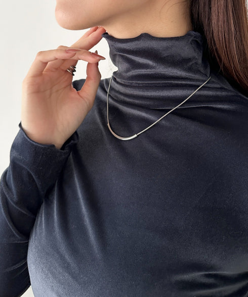 メロウハイネックシアーベロアトップス | CL2253036 | ネイビー