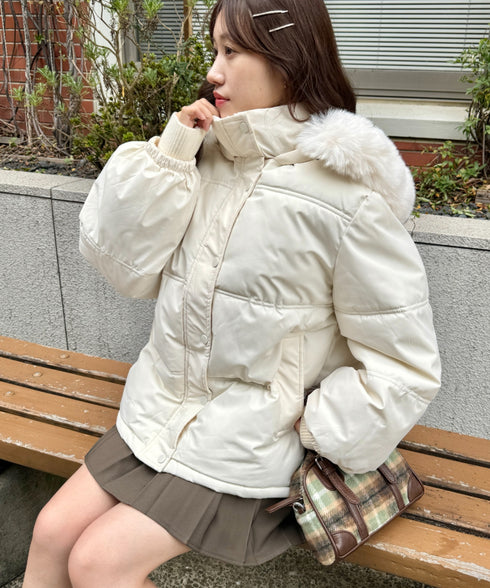 ボリュームフェイクファーフードパデッドジャケット | LO2254038 | アイボリー