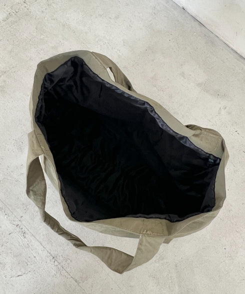 【A4収納可能】ナイロン軽量大容量トートバッグ マザーズバッグ トラベルバッグ ユニセックス | MD1256055 | カーキ