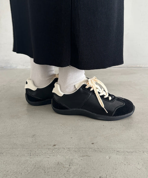 スウェード風PUスタイリッシュスニーカー | MD3256070 | ブラック