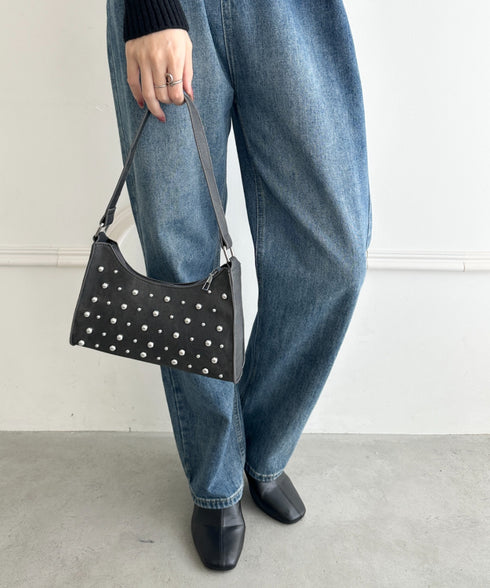 スタッズコンパクトハンドバッグ | WR1256046 | ブラック