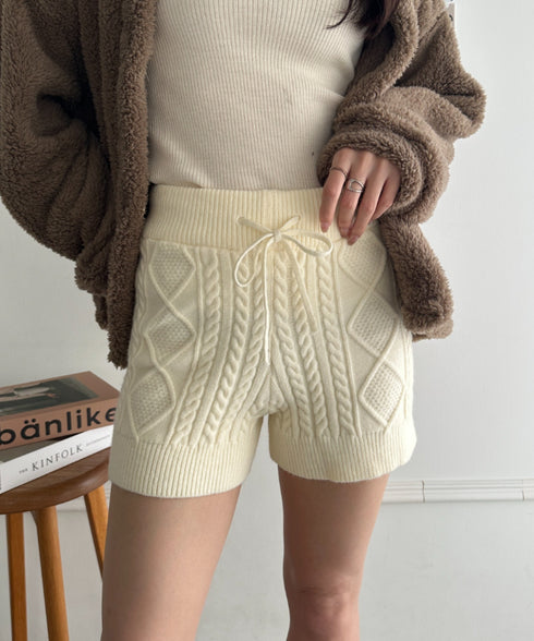 ケーブルニットショートパンツ | MD2256045 | アイボリー