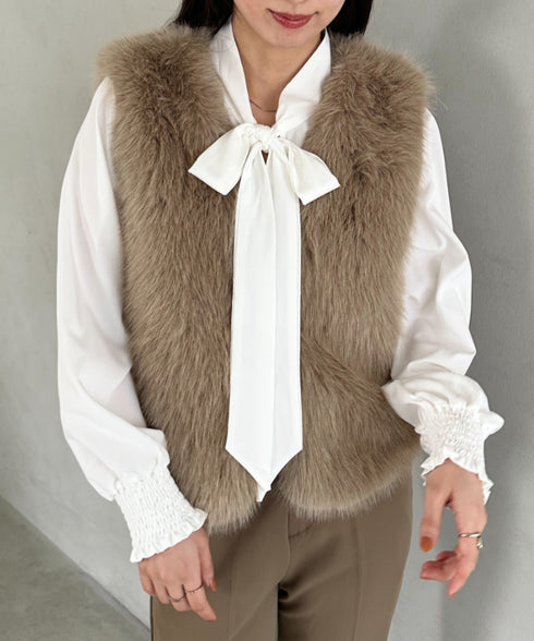 オケージョンショート丈ファーベスト | MD2256053 | モカ