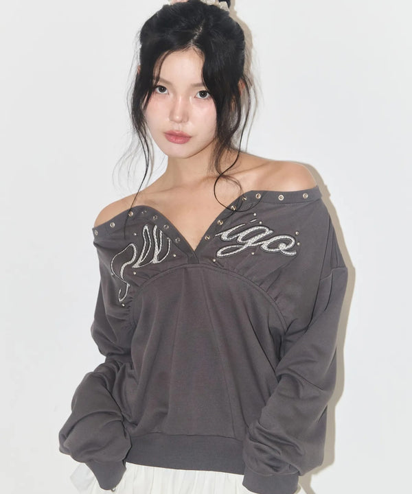 ILLIGO(イリゴ)/アイレット オフショルダー スウェット/BUTTON EYELET OFF-SHOULDER SWEATSHIRT | AT2254024 | チャコールグレー