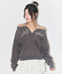 ILLIGO(イリゴ)/アイレット オフショルダー スウェット/BUTTON EYELET OFF-SHOULDER SWEATSHIRT | AT2254024 | チャコールグレー