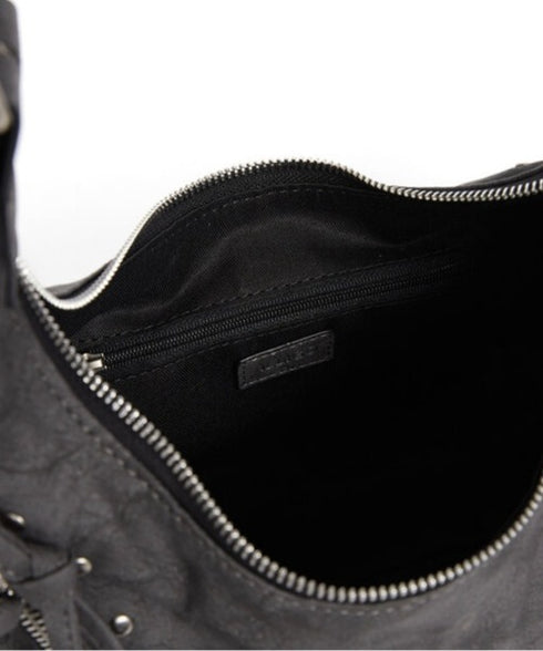 ILLIGO(イリゴ)/ヴィンテージ アイレット スタッズ ショルダーバッグ/RIFF EYELET SHOULDER BAG | AT1254028 | ブラック