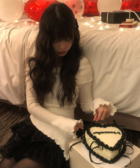 anyonemore(エニワンモア)/オフショルダー コサージュ付き スリム ニット プルオーバー/Weave Off-Shoulder Corsage Slim Knit | AT2254033 | アイボリー