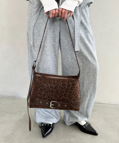 レオパードスクエアベルトショルダーバッグ | BA1256054 | ダークブラウン