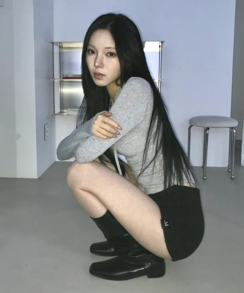 MUCENT(ムセント)/スナップボタン スリム フィット フード Tシャツ/RUEN SIGNATURE SLIM HOOD T | AT2254057 | グレー