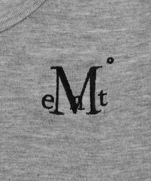 MUCENT(ムセント)/Uネック 裾ラウンド スナップボタン カットソー/HARING SIGNATURE LOGO SNAP BUTTON U NECK T | AT2254058 | グレー