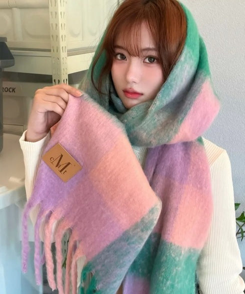 MUCENT(ムセント)/ボリューム フリンジ マフラー ロゴパッチ付き/SIGNATURE MUFFLER | AT6254043 | グリーン系その他