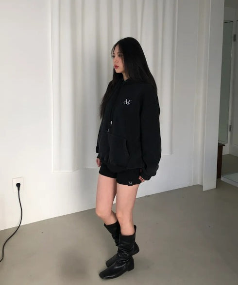 MUCENT(ムセント)/ロゴ刺繍 ベーシック フーディ パーカー/SIGNATURE BASIC LOGO HOOD T | AT2254044 | ブラック