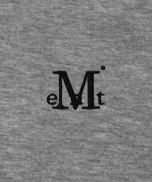 MUCENT(ムセント)/ロゴ刺繍 ベーシック プルオーバー スウェット/SIGNATURE BASIC LOGO MTM | AT2254046 | グレー