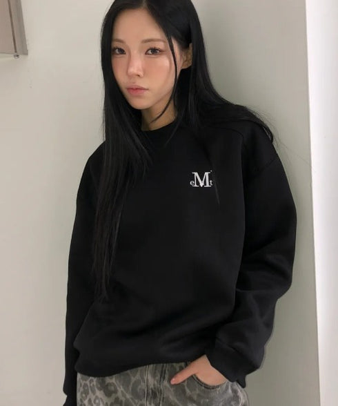 MUCENT(ムセント)/ロゴ刺繍 ベーシック プルオーバー スウェット/SIGNATURE BASIC LOGO MTM | AT2254046 | ブラック