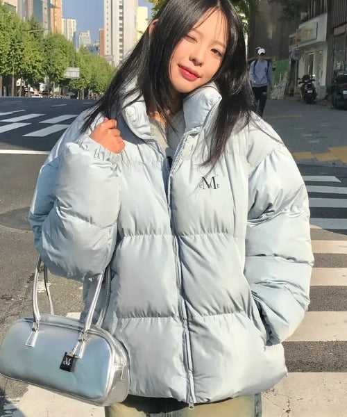 MUCENT(ムセント)/中綿 ジップアップ スタンドカラー ハイネック ダウンジャケット/Hep High Neck Signature Wellon Padding | AT2254047 | ライトブルー