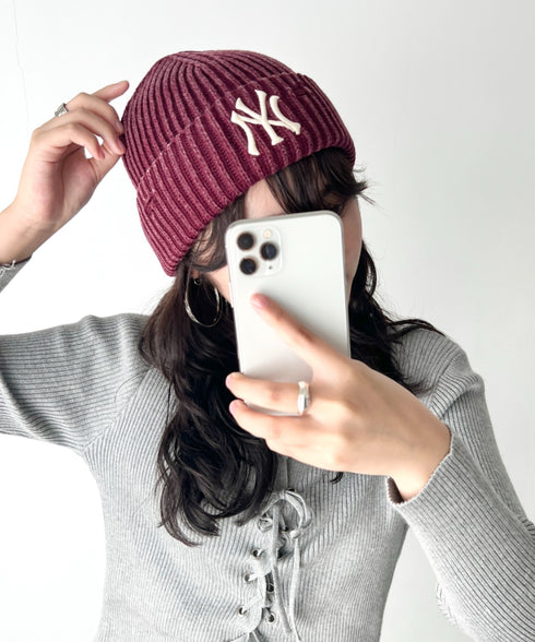 MLB KOREA(エムエルビーコリア)/ヴィンテージ ロゴ ダメージ ビーニー ニット帽/Vintage basic mid beanie | AT5254049 | ワインレッド