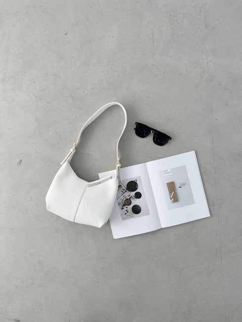 round moon shoulder bag/ワンハンドルラウンドムーンPUショルダーバッグ | UN12410052 | アイボリー