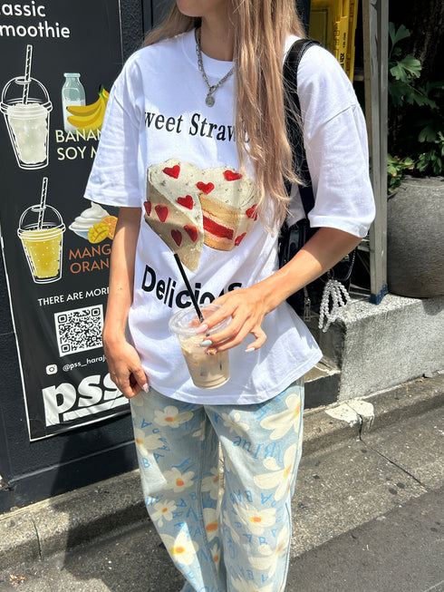 strawberry T | SL2242679 | ホワイト