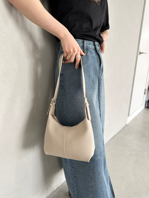 round moon shoulder bag/ワンハンドルラウンドムーンPUショルダーバッグ | UN12410052 | グレイッシュベージュ