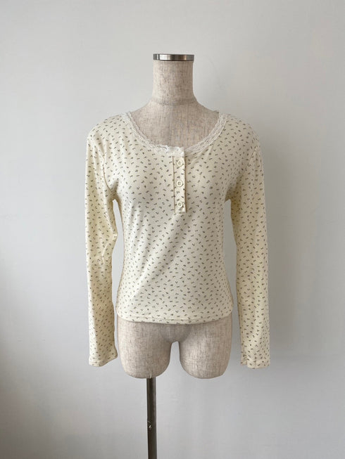 フラワーヘンリーネックトップス | SL2243622 | ブラック