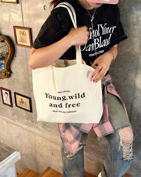 ロゴトートバッグ | CH1242808 | アイボリー