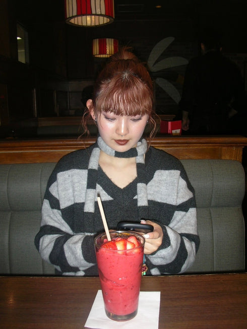 タイ付きボーダールーズニット | IN2244701 | グレー