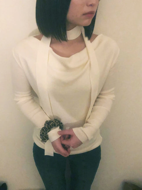 タイ付きドレープネックトップス | IN2244705 | ホワイト