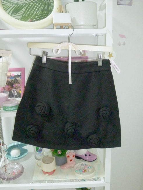 ローズモチーフ台形ミニスカート | LD2244901 | ブラック