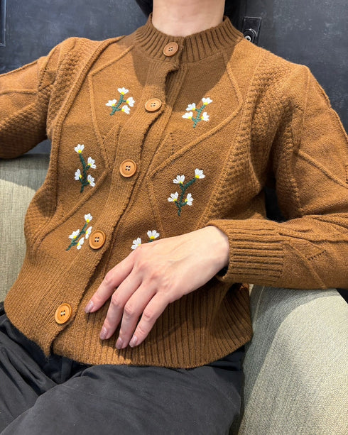 フラワー刺繍カーディガン | LI2244107 | ブラウン