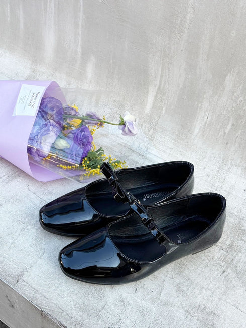 ストラップエナメルシューズ | RN3251001 | ブラック