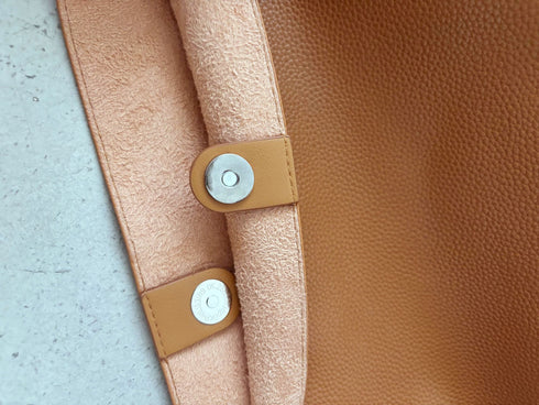 ポーチ付きバケツ型ワンハンドルショルダーバッグ | TR1243002 | グレイッシュベージュ