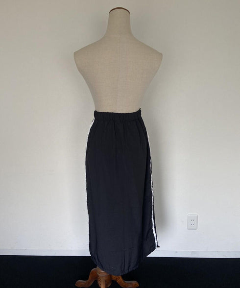 ラインカーゴスカート | SL2233635 | ブラック